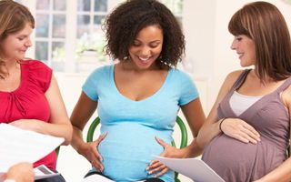Image for When to start antenatal classes: a parent