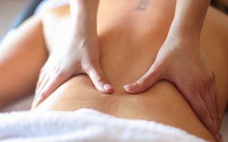 Image for The healing art of Lomi Lomi: Hawaii's sacred massage tradition