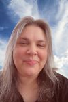 Psychic Medium Sarah therapist on Natural Therapy Pages