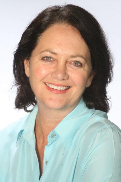 Dr. Vicki Hoffmann (Female Chiropractor)