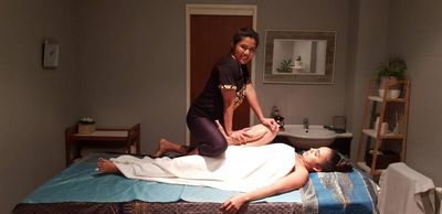 Thai harmony massage